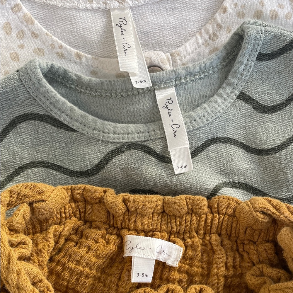 Rylee + Cru Bubble and Romper Three Piece Set - Picture 9 of 10